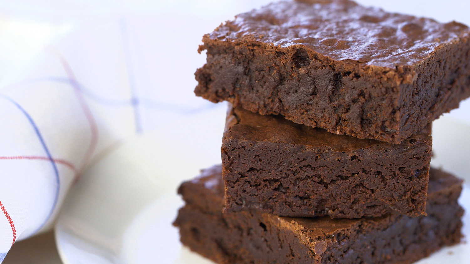 Video Chewy and Fudgy Brownies Martha Stewart